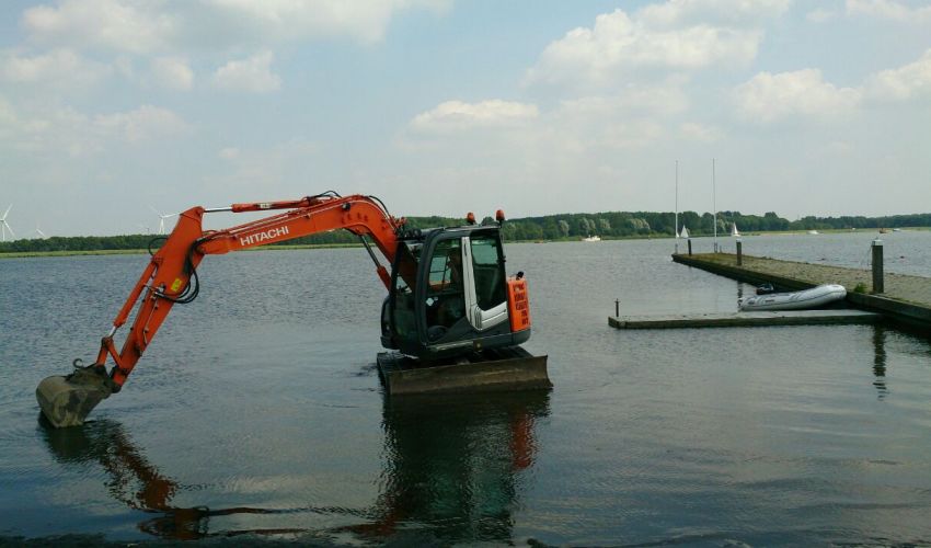 Hitachi Zaxis 80