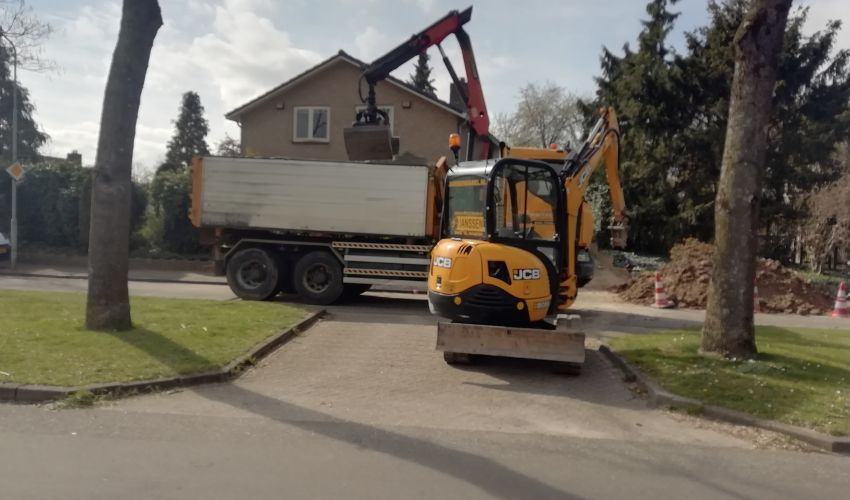 JCB Minigraver