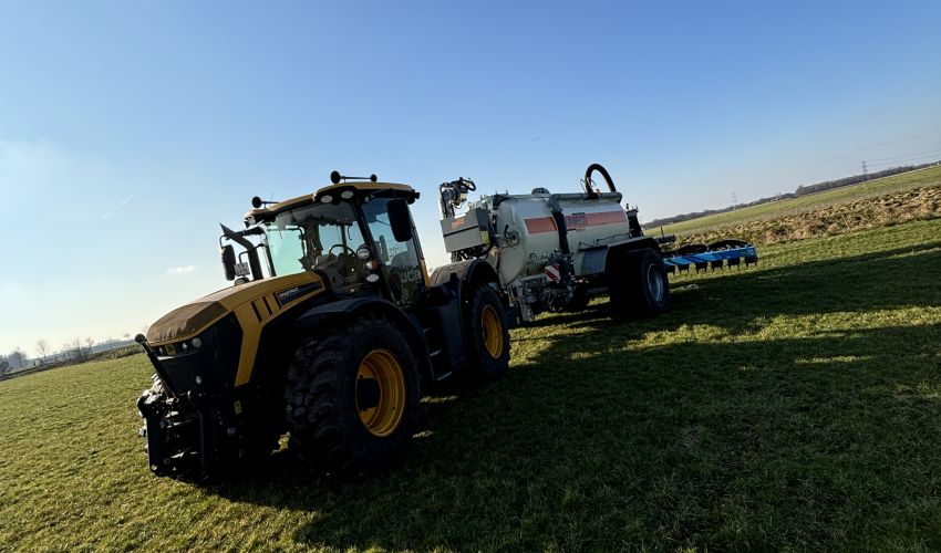JCB Fastrac 4220