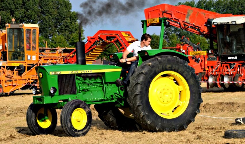 John Deere 2030