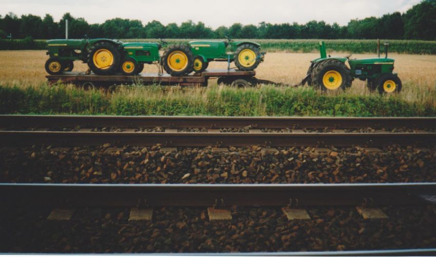 John Deere 710
