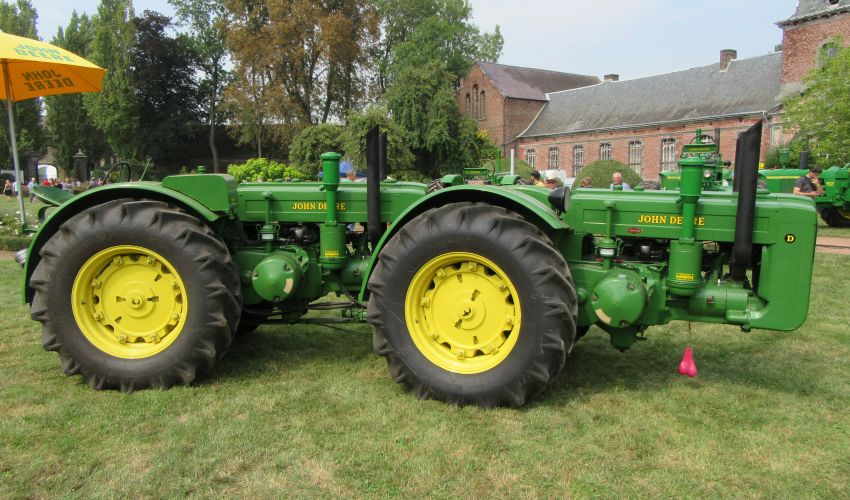 John Deere D