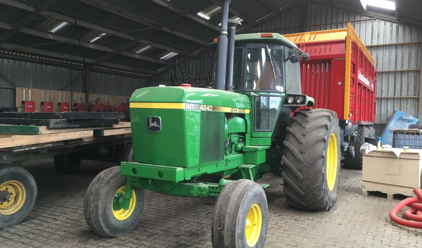John Deere 4640