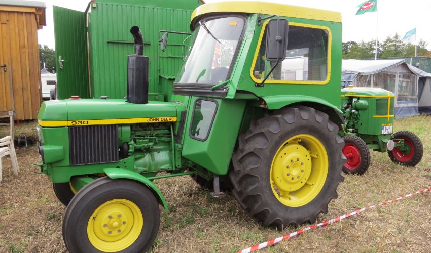 John Deere 930 Specs and data - United Kingdom