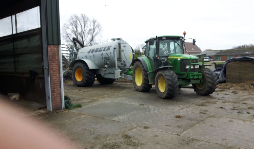 John Deere 6220 SE