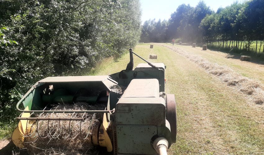 John Deere 224t