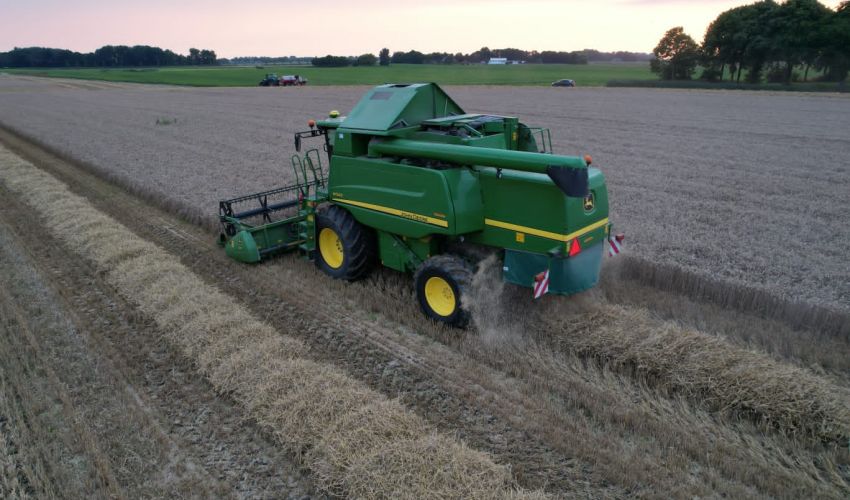 John Deere W540