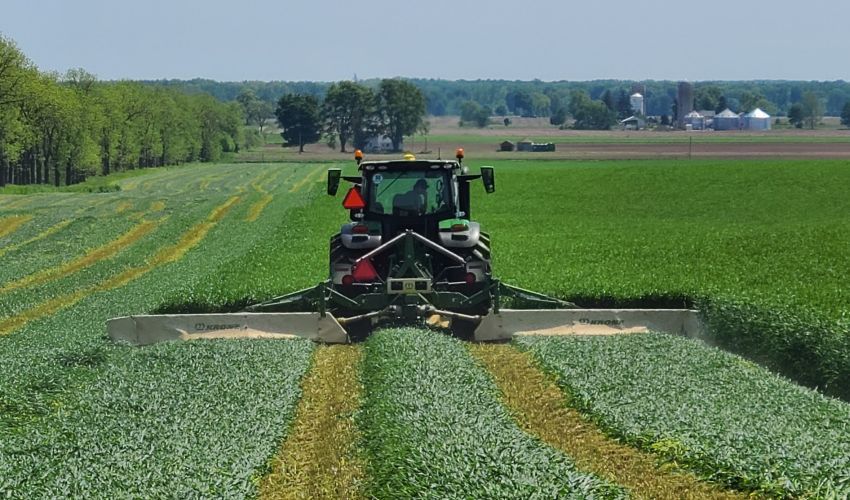 John Deere 6R 230