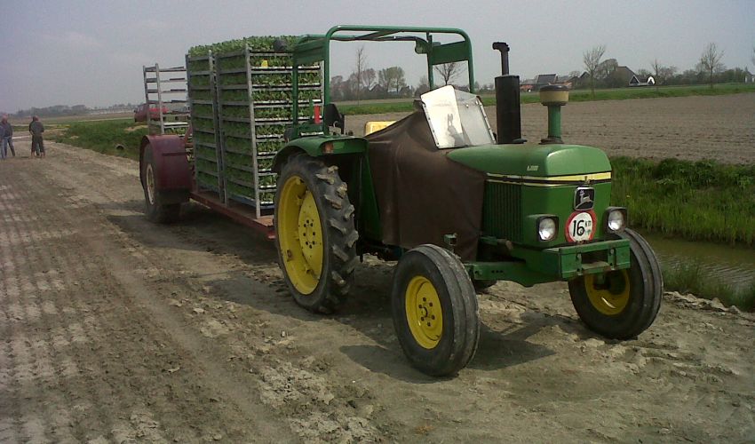 John Deere 930 Fiche technique / Info - France