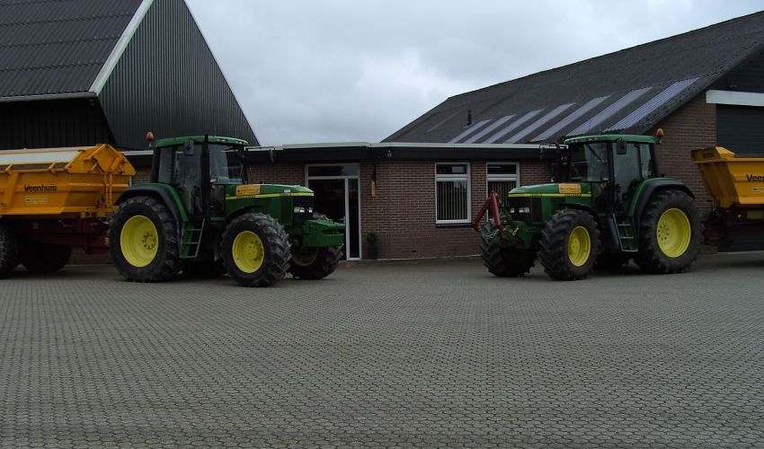 John Deere 6910 S