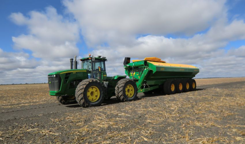John Deere 9530