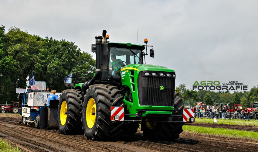 John Deere 9630