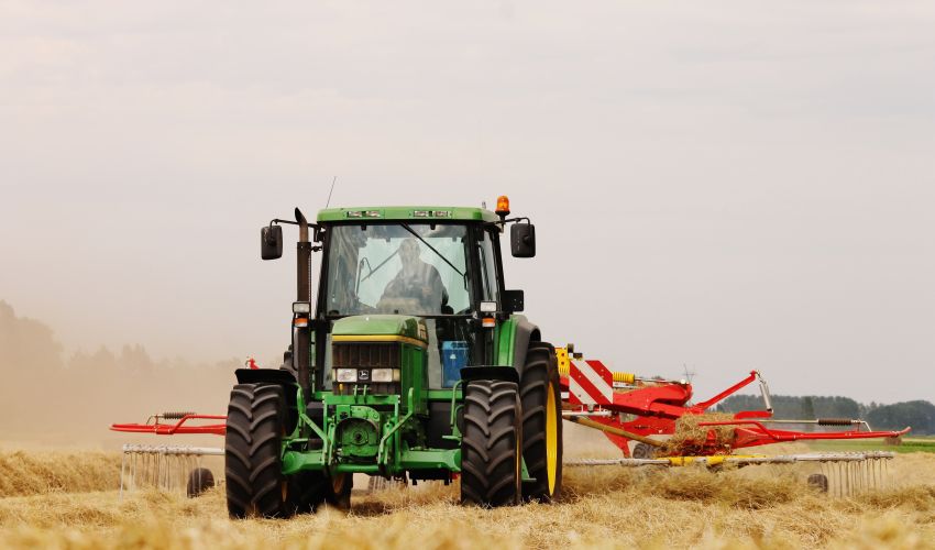 John Deere 6506