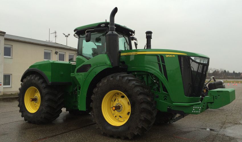 John Deere 9520R
