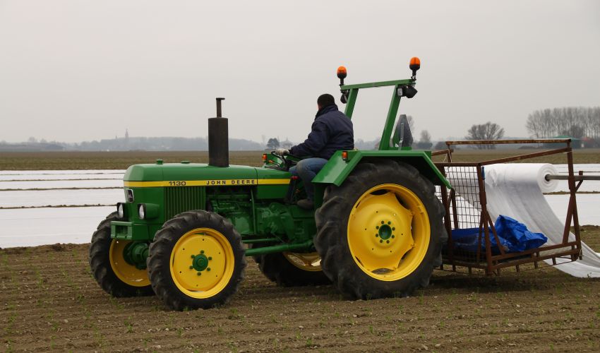 John Deere 1130