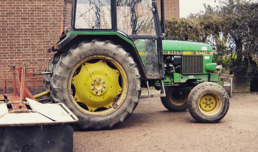 John Deere 1040