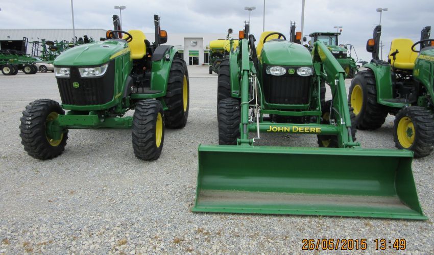 John Deere 4115