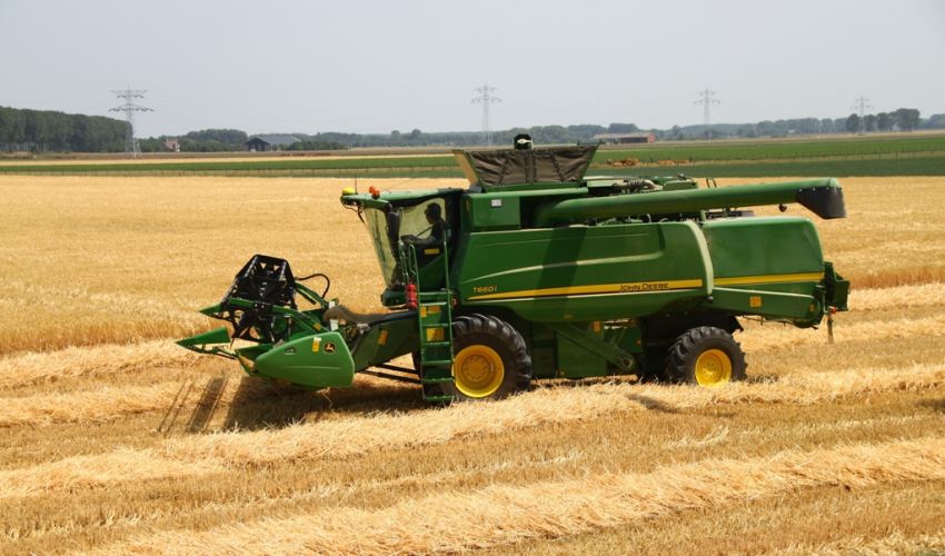 John Deere T 660i