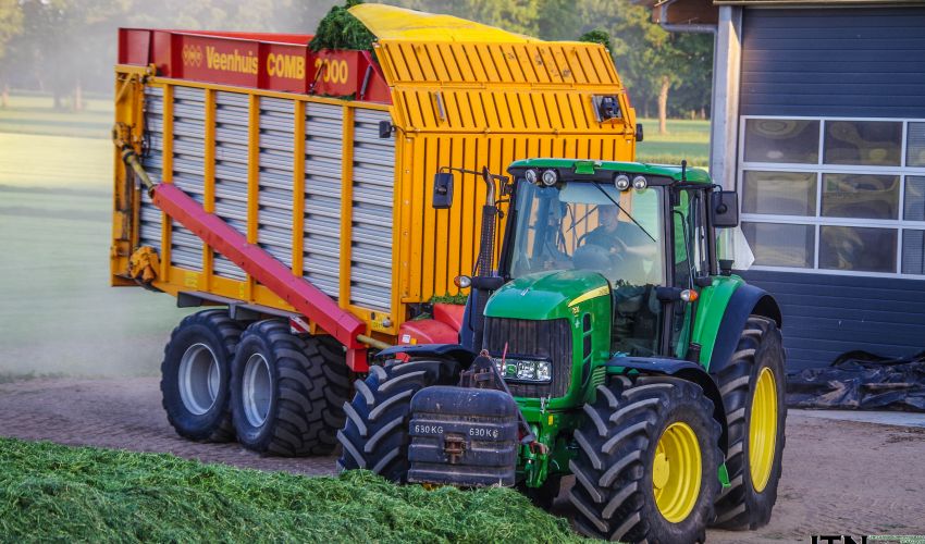 John Deere 7530 Premium