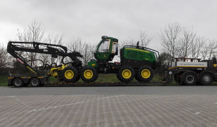John Deere 1270E