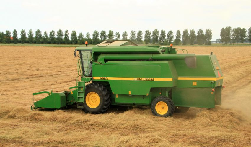 John Deere 2254