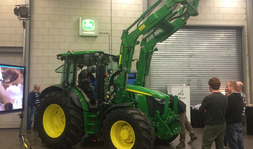 John Deere 5125R