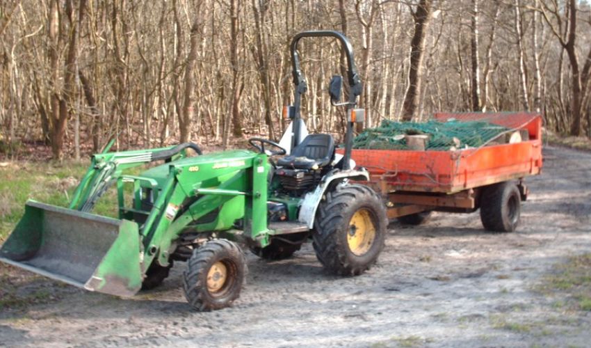 John Deere 410