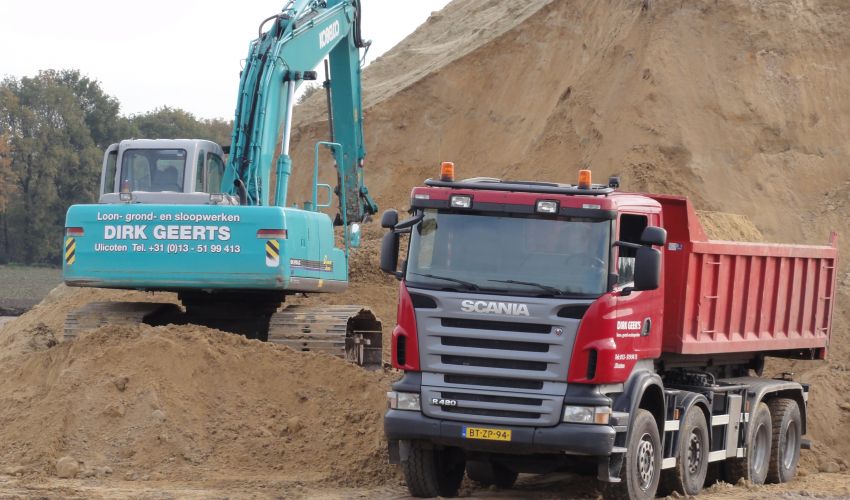 Kobelco SK 210 LC