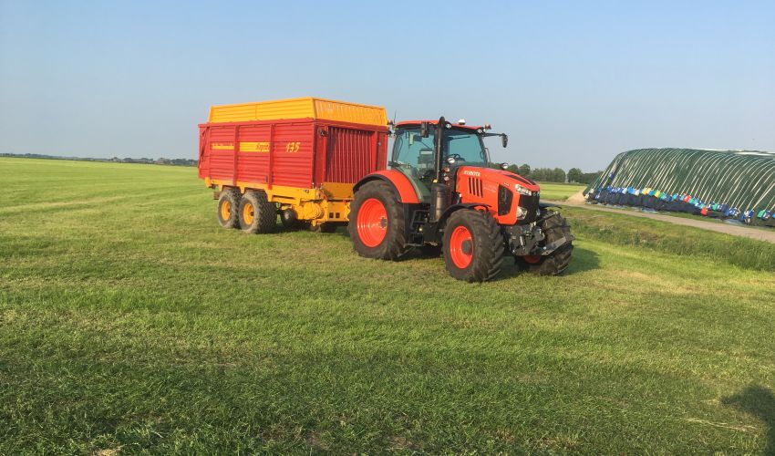 Kubota M7171