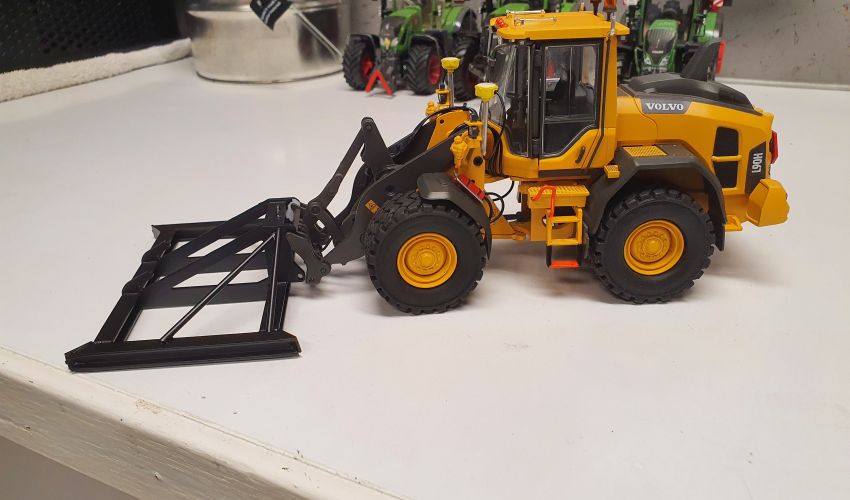 Landbouw miniaturen 1:32 Volvo BM