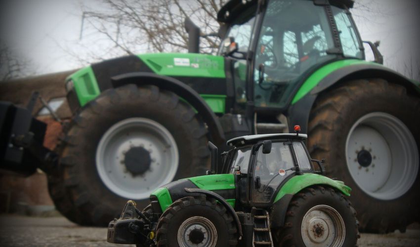 Landbouw miniaturen 1:32 Deutz