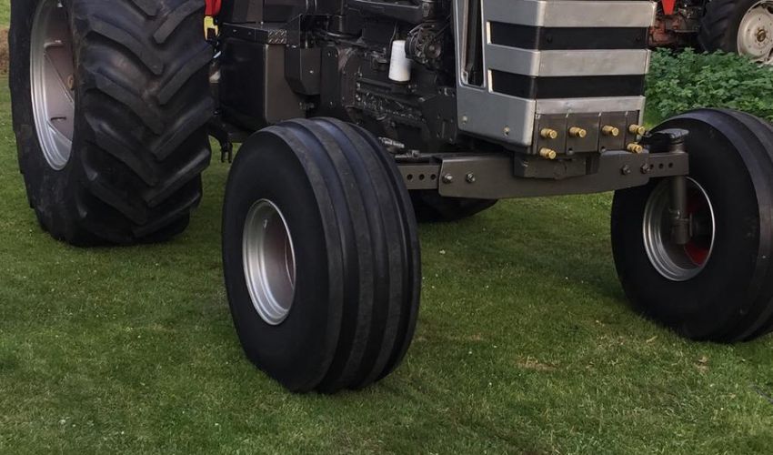 Massey Ferguson 1100