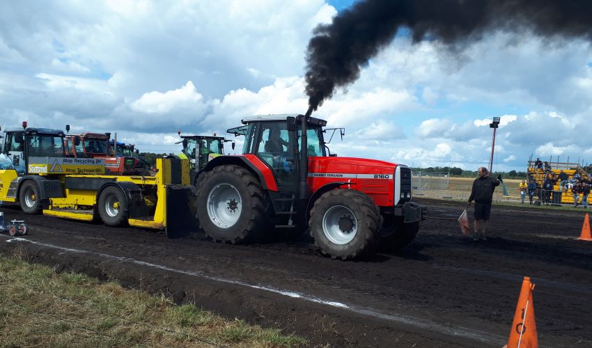 Massey Ferguson 8160
