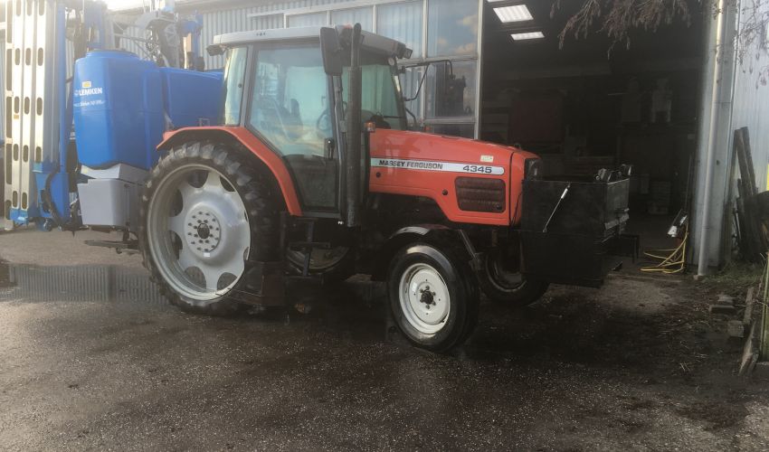 Massey Ferguson 4345