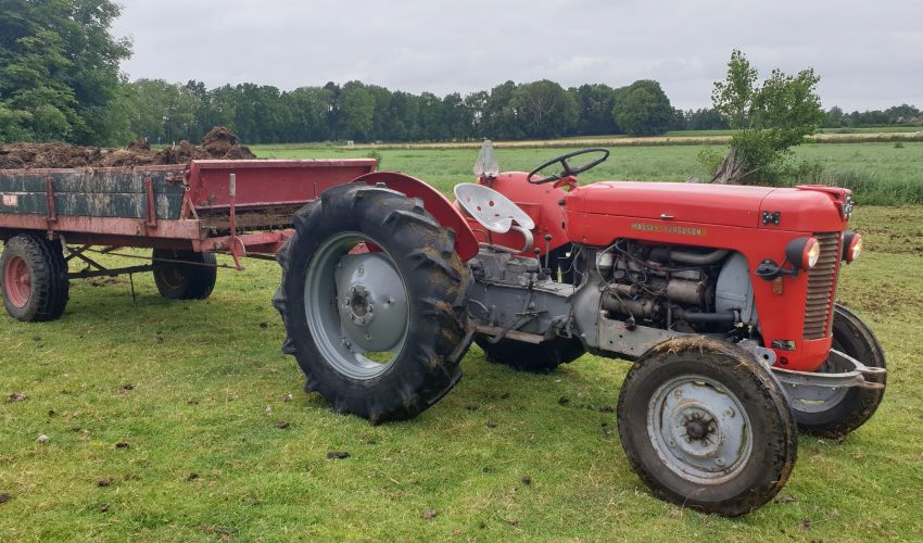 Massey Ferguson 25 Fiche Technique Info France 3231