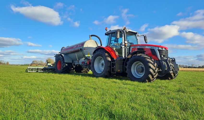 Massey Ferguson 7S.180