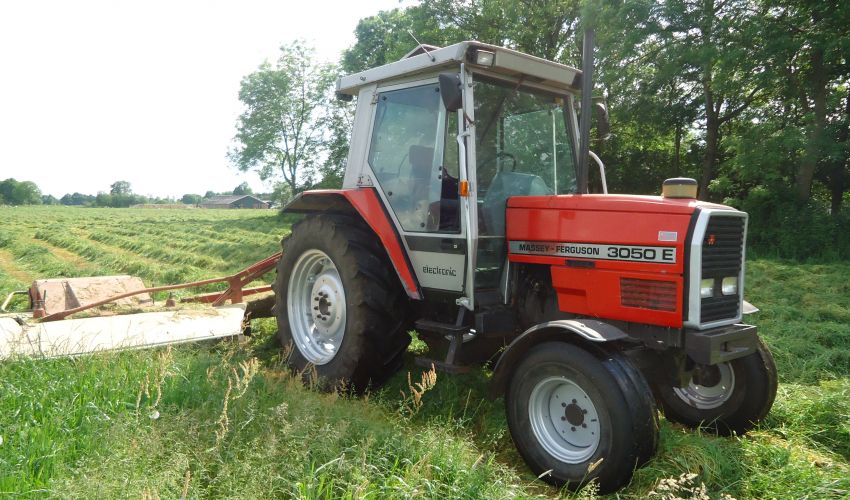 Massey Ferguson 3050 E