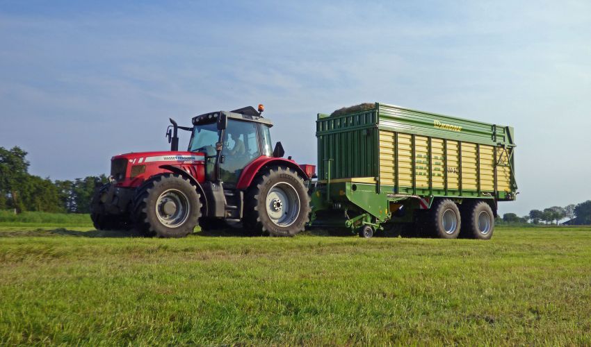 Massey Ferguson 6480 Dyna-6