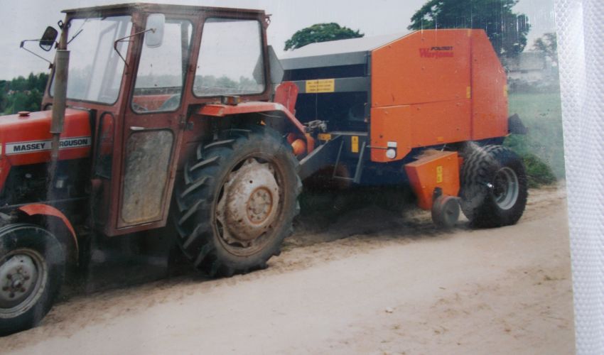 Massey Ferguson 245