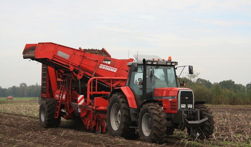 Massey Ferguson 8110