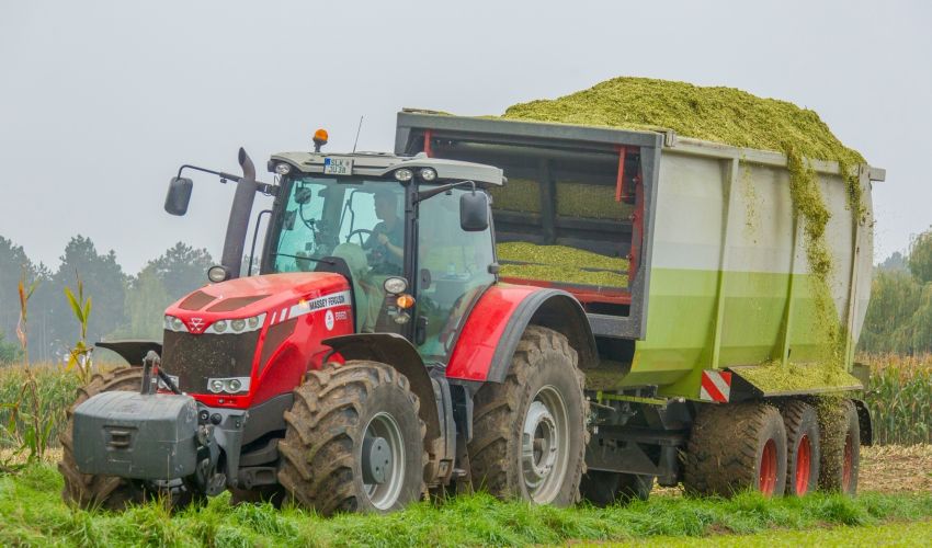 Massey Ferguson 8660