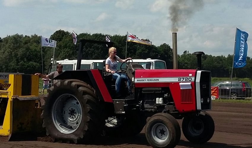 Massey Ferguson 2720