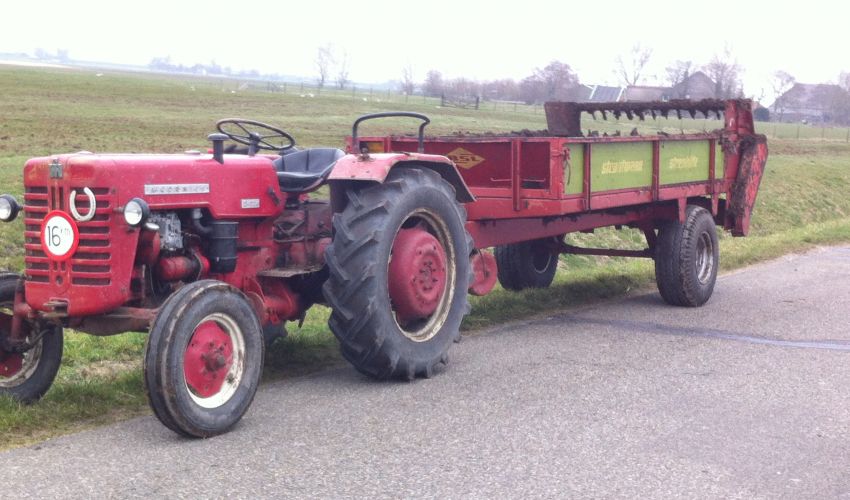 McCormick D 324 Technische Daten Deutschland