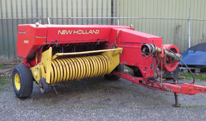 New Holland Hayliner 276