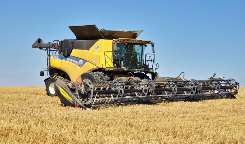 New Holland CR 9.90