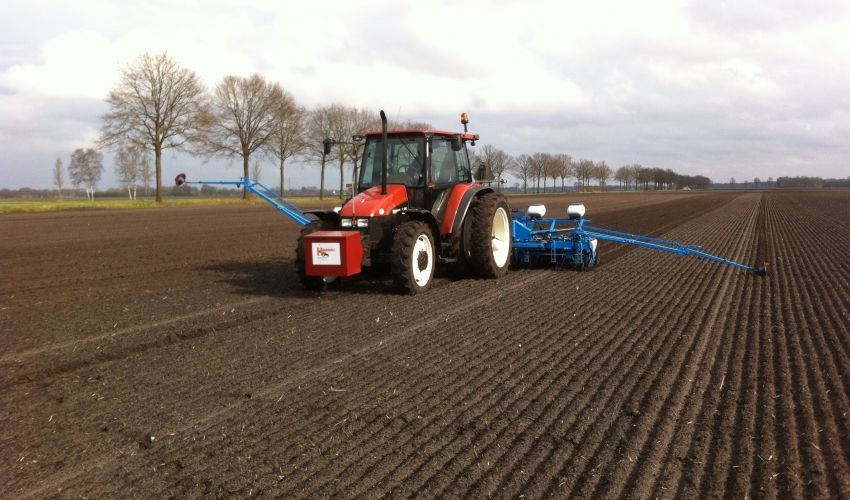 New Holland L 85