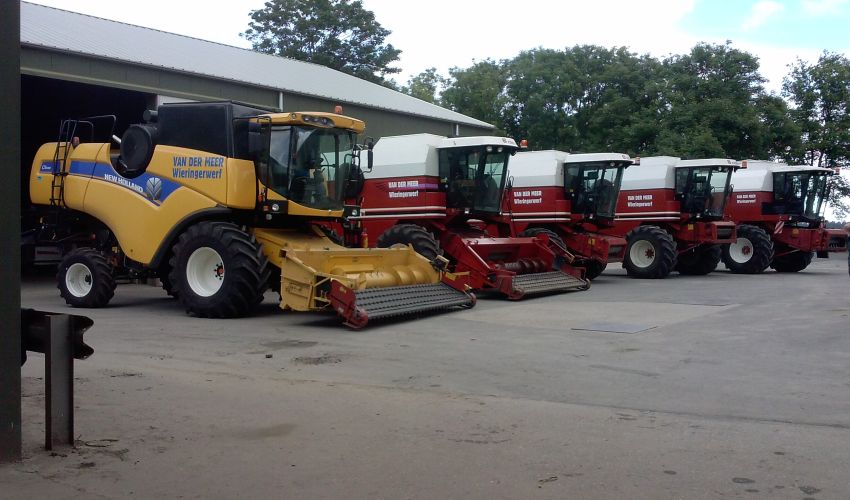 New Holland CX