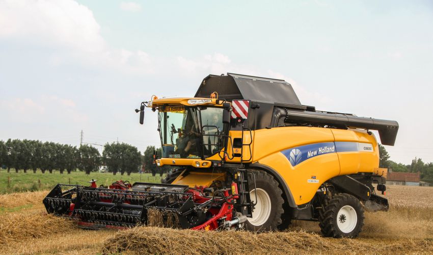 New Holland CX 8050