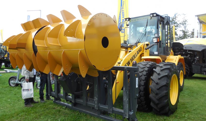 New Holland W170C