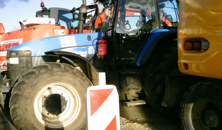 New Holland TL